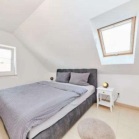 Bella Vista * 베른카슈텔쿠에스